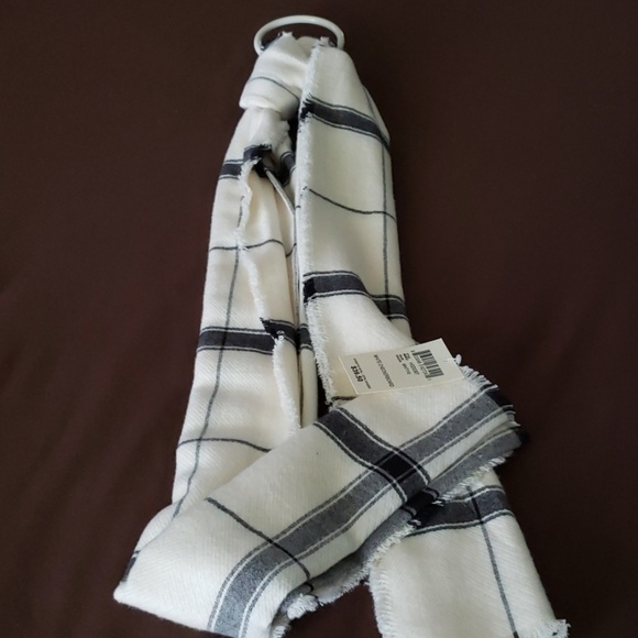 Lucky Brand Accessories - Scarf Lucky Brand Accessories - Scarf